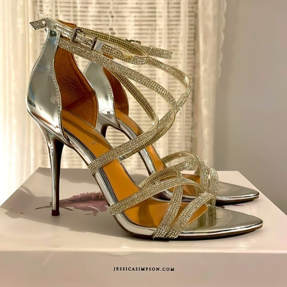 💥 JESSICA SIMPSON WYLANNE Heels